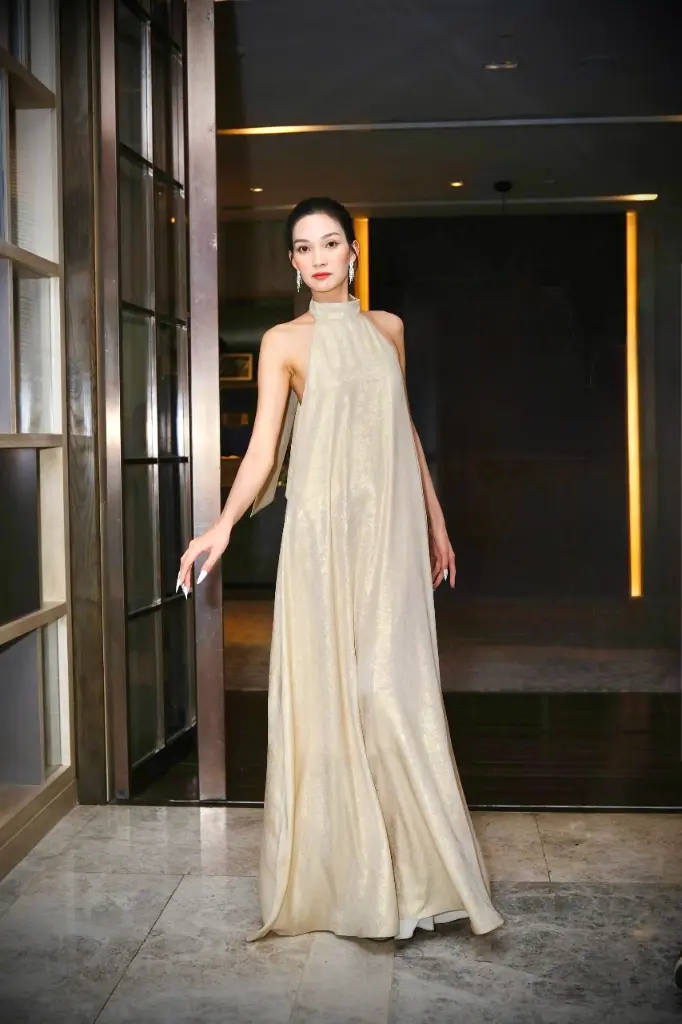 Selene - Yellow Long Silk